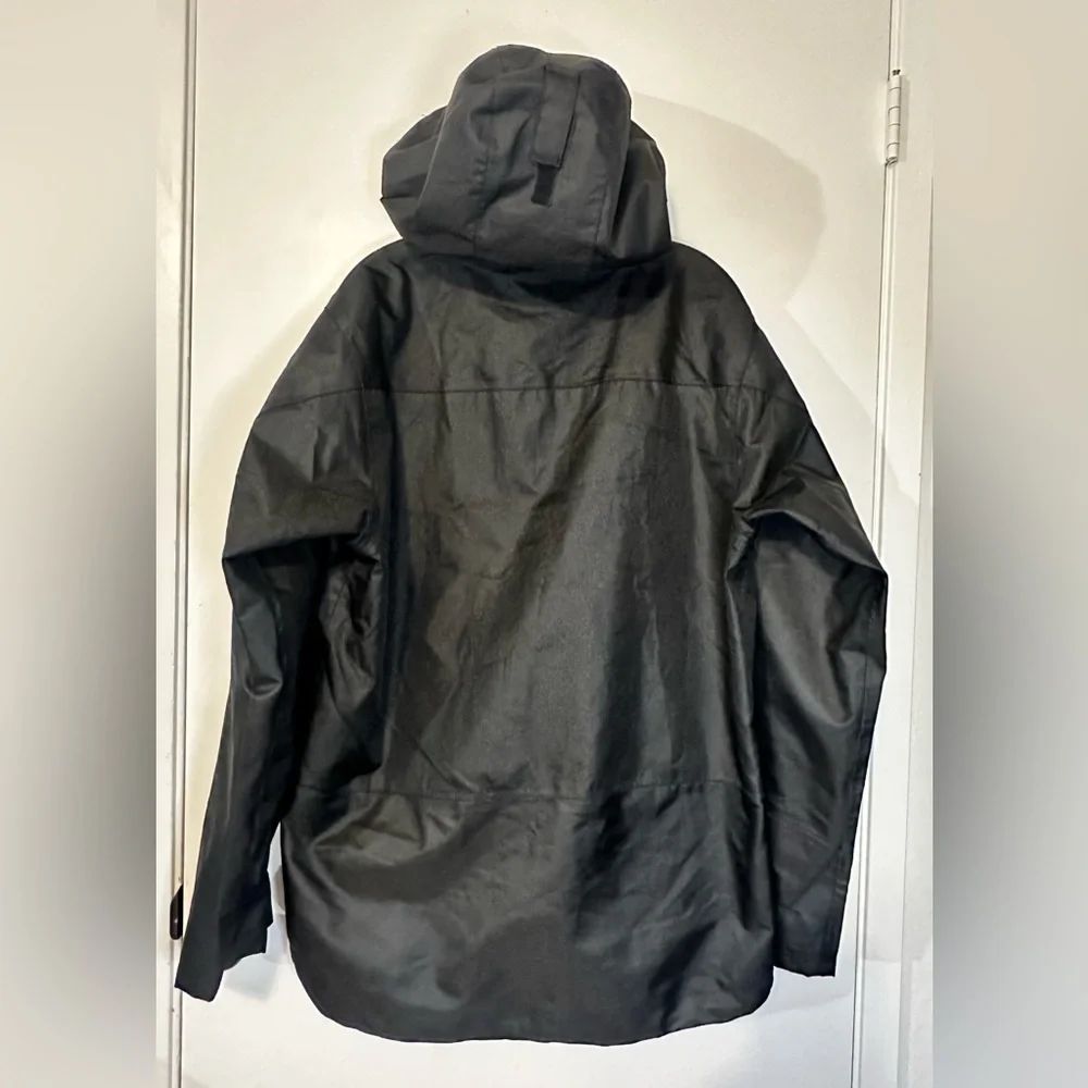 Portwest S555 Outcoach Waterproof PU Jacket with Stormflap and Packaway Hood Med